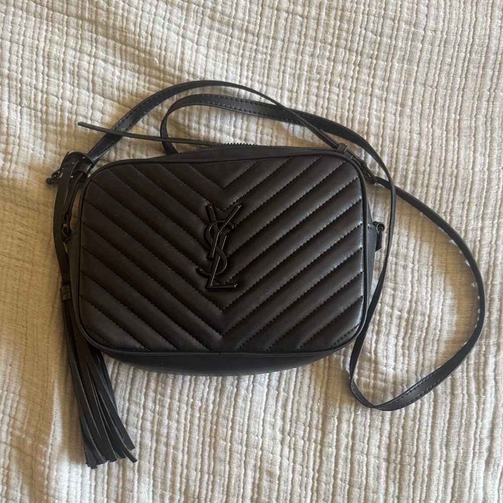 Elegant Black Crossbody